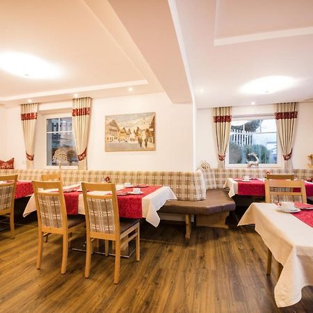 Pension Zum Wilden Hannes Wagrain Exterior photo